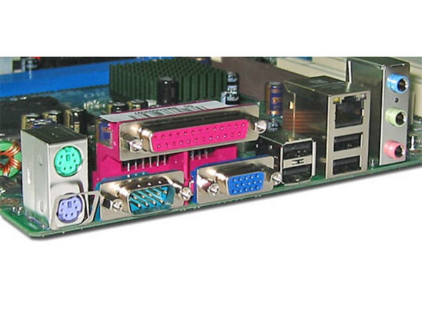 T. Madre Abit SG-80, SIS 661FX/ 964,
Soporta: Intel LGA775 (90nm) FSB 800/533 MHz,
Integrado: Audio, Video SIS Mirage, Red,
Memoria: DDR400 no-ECC, 2 Bancos, 2GB Max,
Diseño: MicroATX, Ptos: 1x AGP 8X, 3x PCI