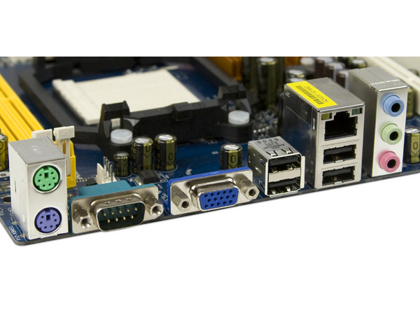 T. Madre ASRock N61P-S, Chipset NVIDIA nForce,
Soporta: Phenom, Athlon 64/Athlon 64 X2, Socket AM2+,
Memoria: DDR2 800/1066*, 2 Bancos, 8GB Max,
Integrado: Audio HD, Red, Video GeForce,
Diseño: MATX, Ptos:1xPCIEx16, 1xPCIEx1, 2xPCI.