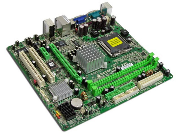 T. Madre Biostar 945GC Micro 775, Chipset Intel 945GC,
Soporta: Pentium 4, D, Core2Duo, 533/800/1066MHz,
Integrado: Audio 5.1, Red, Video Intel GMA 950,
Memoria: DDR2 533/667MHz, 2 Bancos, 2GBMax,
Diseño: Micro ATX, Ptos: 1xPCE, 1xPCEx16, 2xPCI