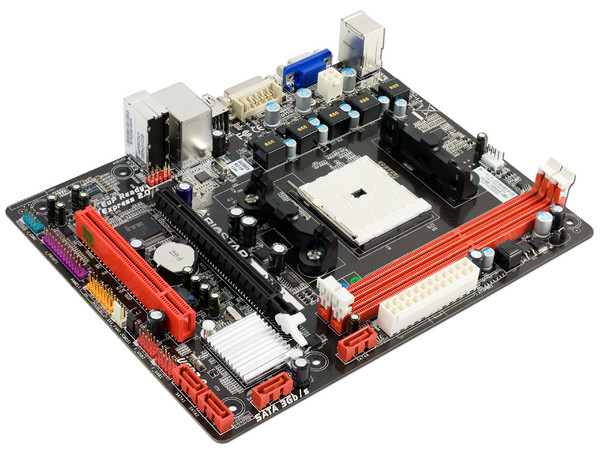 T. Madre Biostar A55MD2, Chipset AMD A55,
Soporta: AMD A10 / A8 / A6 / A4 / E2 / Athlon II de Socket FM2,
Memoria: DDR3 2133/1600/1333/1066/800 MHz, 32GB Max,
Integrado: Audio HD, Red,
Micro-ATX, Ptos: 1xPCIEX16, 1xPCI
