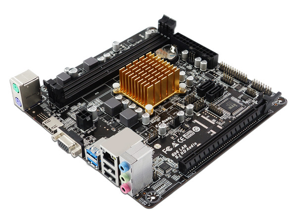 T. Madre Biostar A68N-2100K,
Procesador Integrado AMD E1-6010,
Memoria: DDR3/L 1333 / 1066 / 800MHz, 16 GB Max,
 Integrado: Audio, Red,
 Video Radeon R2, SATA 3.0,
 Mini ITX, Ptos: 1xPCI-E 2.0 x16.