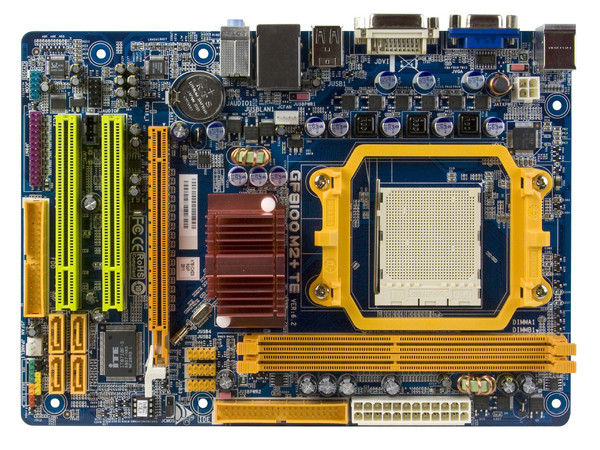 T. Madre Biostar GF8100 M2+ TE, ChipSet Nvidia 8100,
Soporta: Phenom, Athlon 64/Athlon 64 X2, Socket AM2+,
Memoria: DDR2 1066/800/Mhz, 2 Bancos, 8GB Max,
Integrado: Audio HD, Red 10/100, Video NVIDIA GF8100,
Diseño: MicroATX, Ptos:1xPCEx16 2.0, 2xPCI