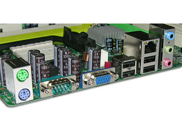 T. Madre Biostar GeForce6100AM2, ChipSet GeForce6100,
Para: Athlon 64/Athlon 64 X2 dual-core, Socket AM2,
Integrado: Video GeForce 6100, Audio 5.1, Red 10/100,
Memoria: 4x DDR2, Max. 4GB, Diseño MicroATX,
Ptos: 1xPCI-E X16, 1xPCI-E X1, 2xPCI