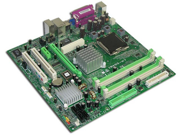 T. Madre Biostar I945G-M7, ChipSet Intel 945G,
Soporta: Pentium 4, D, Core2Duo, 800/1066MHz,
Integrado: Audio 5.1, Red, Video Intel GMA 950,
Memoria: DDR2 533/667MHz, 4 Bancos, 4GBMax,
Diseño: Micro ATX, Ptos: 1xPCE, 1xPCEx16, 2xPCI