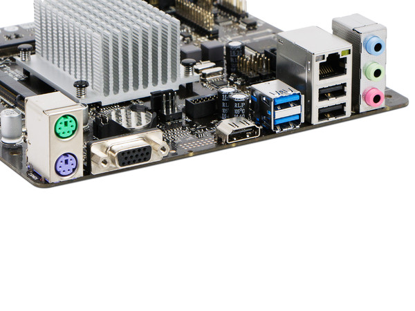T. Madre Biostar J3060NH,
Procesador Integrado Intel Celeron J3060 (hasta 2.48 GHz),
Memoria: DDR3L 1600/1333/1066 MHz, 8 GB Max,
Integrado: Video Intel HD graphics, Audio, Red,
SATA 3.0,
Mini-ITX, Ptos: 1xPCIEx1