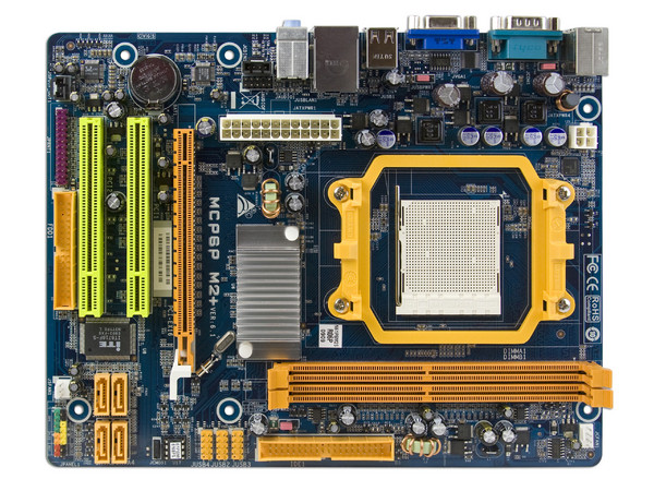 T. Madre Biostar MCP6P M2+, Chipset NVIDIA nForce,
Soporta: Phenom, Athlon 64/Athlon 64 X2, Socket AM2+,
Memoria: DDR2 800/667, 2 Bancos, 4GB Max,
Integrado: Audio HD, Red, Video GeForce 6150,
Diseño: MATX, Ptos:1xPCIEx16, 2xPCI.