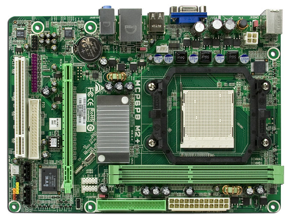 T. Madre Biostar MCP6PB M2+, ChipSet Nvidia 6150,
Soporta: Phenom, Athlon 64/Athlon 64 X2, Socket AM2+,
Memoria: DDR2 800/667Mhz, 2 Bancos, 4GB Max,
Integrado: Audio HD, Red 10/100, Video NVIDIA 6150,
Diseño: MicroATX, Ptos:1xPCEx16, 1xPCI