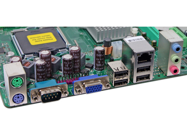 T. Madre Biostar P4M900-M7 FE, Chipset VIA P4M900,
Soporta: Pentium 4, D, Core2Duo, 533/800/1066MHz,
Integrado: Audio 5.1, Red, Video VIA Chrome9 HC IGP,
Memoria: DDR2 533/667MHz, 2 Bancos, 4GBMax,
Diseño: Micro ATX, Ptos: 1xPCE, 1xPCEx16, 2xPCI