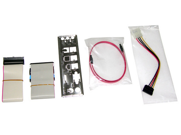 T. Madre Biostar TFORCE 550, ChipSet NVIDIA nForce 550,
Soporta: Para: Athlon 64, Athlon 64 X2, Socket AM2,
Integrado: Realtek ALC861 7.1, Red 10/100/1000mbps,
Memoria: 4x DDR2, Max. 4GB, Diseño ATX,
Ptos: 1xPCI-E X16, 2xPCI-E X1, 4xPCI
