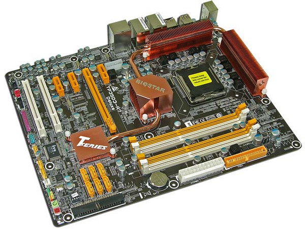 T. Madre Biostar TP35D3-A7 Deluxe, ChipSet Intel P35,
Soporta: Core 2 Quad, Core 2 Duo, 800/1066/1333MHz,
Memoria: DDR3 1333/1066/800/Mhz, 4 Bancos, 8GB Max,
Integrado: Audio 7.1, Red 10/100/1000,
Diseño: ATX, Ptos: 1xPCEx16, 3xPCEx1