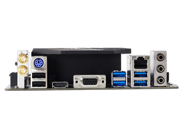 T. Madre Biostar Z490 GTN, Chipset Intel Z490,
Soporta: Intel Core 10a Gen/ Pentium Gold/ Celeron, Socket 1200,
Memoria: DDR4 4400/ 3200/ 2133 MHz, 64GB Max,
Integrado: Audio HD, Red, USB 3.0, SATA 3.0,
Mini-ITX, Ptos: 1xPCIEx16.