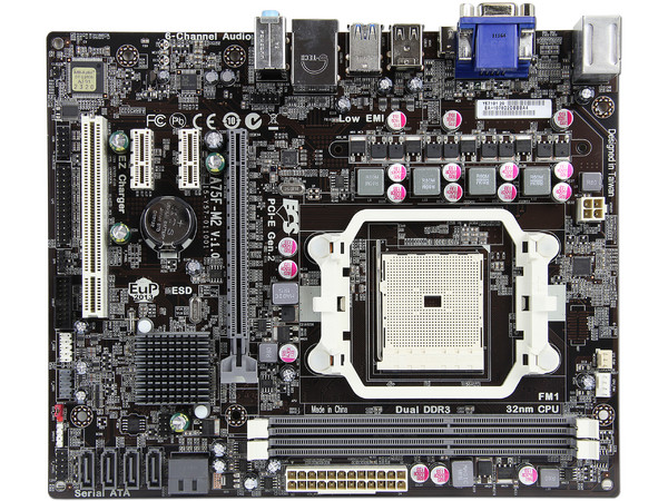 T. Madre ECS A75F-M2, Chipset AMD A75 (Hudson D3),
Soporta: AMD A8/A6/A4 de Socket FM1,
Memoria: DDR3 1866/1600/1333 MHz, 16GB Max,
 USB 3.0 y SATA 3.0,
Integrado: Audio HD, Red,
Micro-ATX, Ptos: 1xPCIEX16, 2xPCIEX1