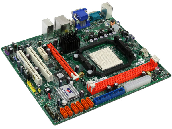 T. Madre ECS A780GM-M3, ChipSet AMD 780G,
Soporta: Phenom I y II, Athlon 64X2, Socket AM2+,
Integrado: Video ATI HD3200, Audio HD, Red,
Memoria: DDR2 1066Mhz, Max. 16GB, Diseño MATX,
Ptos: 1xPCIEX16, 1xPCIEX1, 2xPCI