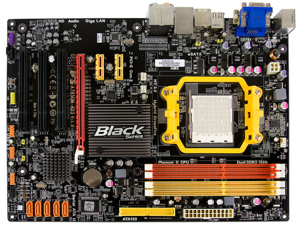 T. Madre ECS BlackSeries A785GM-AD3, ChipSet 785G,
Soporta: Phenom II X6 y X4 de Socket AM3,
Integrado: Video ATI HD4200, Audio HD, Red,
Memoria: DDR3 1600(OC)/1333MHz,
Diseño ATX, Ptos: 1xPCIEX16, 2xPCIEX1, 3xPCI