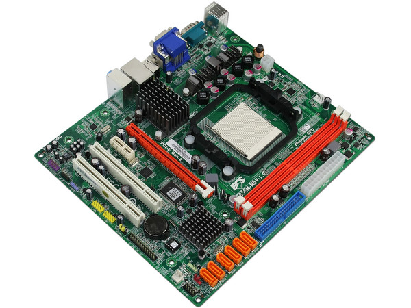 T. Madre ECS A785GM-M5, ChipSet AMD 785G,
Soporta: Phenom II X3 y X4 Soporta AM2+ y AM3,
Integrado: Video Radeon HD4200, Audio HD, Red,
Memoria: DDR2 1066MHz/800MHz,
Diseño mATX, Ptos: 1xPCIEX16, 1xPCIEX1, 2xPCI