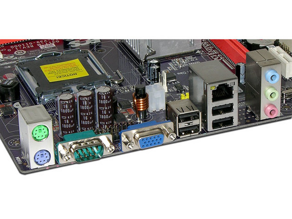 T. Madre ECS G31T-M, ChipSet Intel G31 & ICH7,
Soporta: Cel.400, DualCore/2Duo, 1066/1333MHz,
Memoria: DDR2 667/800/Mhz, 2 Bancos, 4GB Max,
Integrado: Video Intel 3100, Audio HD, Red 10/100,
Diseño: MicroATX, Ptos: 1xPCEx16, 1xPCEx1, 2xPCI