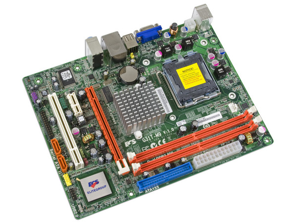 T. Madre ECS G31T-M9, ChipSet Intel G31 & ICH7,
Soporta: Cel.400, DualCore/2Duo, 1066/1333MHz,
Memoria: DDR2 667/800/Mhz, 2 Bancos, 4GB Max,
Integrado: Video Intel 3100, Audio HD, Red 10/100,
Diseño: MicroATX, Ptos: 1xPCEx16, 1xPCEx1, 1xPCI