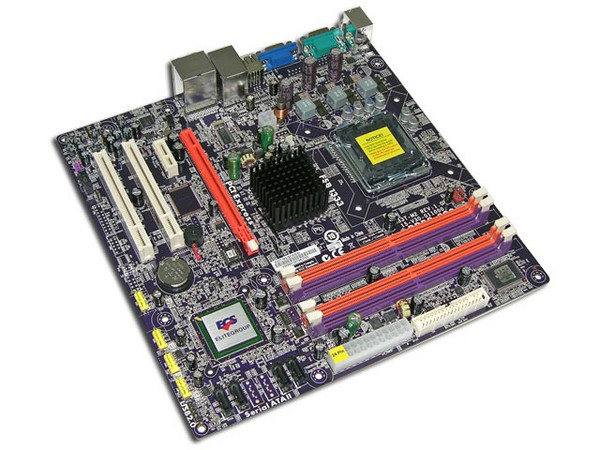 T. Madre ECS G33T-M2, ChipSet Intel G33,
Soporta: Celeron400, DualCore, Core2Duo,
Integrado: Audio 7.1, Red, Video GMA3100,
Memoria: DDR2 800/667, 4 Bancos, 8GBMax,
Diseño: microATX, Ptos: 2xPCI, 1xPCE, 1xPCEx16