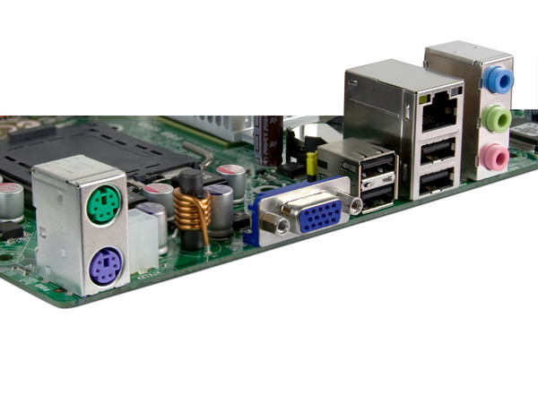 Tarjeta Madre ECS G41T-M7, ChipSet Intel G41,
Soporta: Core 2 Quad, Core 2 Duo, 1333/1066/800MHz,
Memoria: DDR3 1333/1066MHz, 2 Bancos, 8GBMax,
Integrado: Audio HD, Red, Video Intel, Diseño: mATX,
Puertos: 1xPCIEx16, 1xPCIEx1, 1xPCI