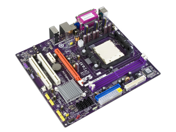 T. Madre ECS GeForce7050M-M (V2.0), ChipSet nForce 630,
Soporta: Phenom, Athlon 64 X2, Socket AM2+,
Integrado: Video NVIDIA 7050, Audio HD, Red,
Memoria: 2x DDR2 667/800Mhz, Max.16GB, microATX,
Ptos: 1xPCIEX16, 1xPCIEX1, 2xPCI