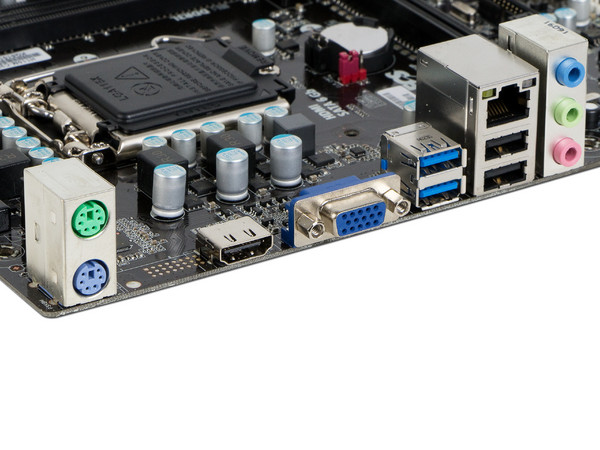 T. Madre ECS H110M-C3D, ChipSet Intel H110,
Soporta: Intel Core i7/Core i5/Core i3/Pentium/Celeron de Socket 1151,
Memoria: DDR3L 1600 MHz, 32GB Max,
SATA 3.0, USB 3.0,
Integrado: Audio HD, Red Gigabit,
Micro-ATX.