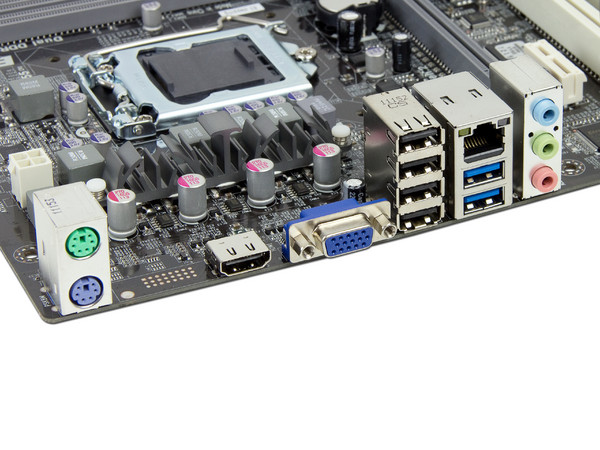 T. Madre ECS H67H2-M3, ChipSet Intel H67 Exp.,
Soporta: Core i7/i5/i3 de Socket 1155,
Memoria: 1333/1066 MHz 16GB Max,
Integrado: Audio HD, Red Gigabit,
USB 3.0 y Serial ATA 3.0,
Diseño Micro-ATX, Ptos: 1xPCIEX16,1xPCIEx1