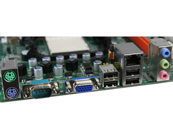 T. Madre ECS MCP61M-M3, ChipSet MCP61P,
Soporta: Phenom II X3 y X4 de Socket AM3,
Integrado: Video GeForce 6100, Audio HD, Red,
Memoria: DDR3 1333MHz/1066MHz,
Diseño mATX, Ptos: 1xPCIEX16, 1xPCIEX1, 2xPCI