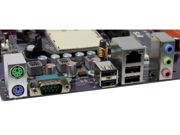T. Madre ECS NFORCE6M-A, ChipSet GeForce 6100,
Soporta: Phenom, Athlon 64/Athlon 64 X2, Socket AM2,
Integrado: Audio HD, Red 10/100,
Memoria: 4x DDR2, Max. 32GB, Diseño ATX,
Ptos: 1xPCI-E X16, 1xPCI-E X1, 3xPCI