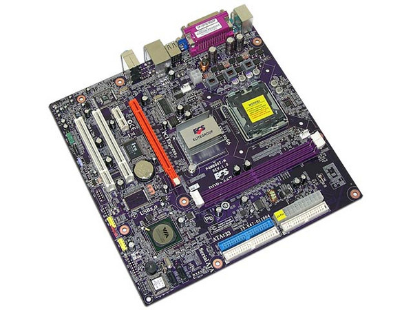 T. Madre ECS P4M900T-M, ChipSet VIA P4M900,
Soporta: Pentium 4, Core 2 Duo, 800/1066MHz,
Integrado: Audio 5.1, Red, Video Chrome9TM,
Memoria: DDR2 400/533/667, 2 Bancos, 4GBMax,
Diseño: Micro ATX, Ptos: 1xPCE, 1xPCEx16, 2xPCI
