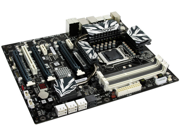 T. Madre ECS P55H-AK, ChipSet Intel P55,
Soporta: Core i7, Core i5 y Core i3 de Socket 1156,
Integrado: Audio HD, Red, USB 3.0 y Serial ATA 3.0,
Memoria: DDR3 2400(OC)/2200(OC)/1333, 16GB Max,
ATX, Ptos: 3xPCIEx16, 2xPCIEx1, 1xPCI