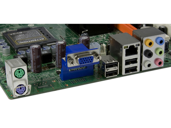 T. Madre EVGA 112-CK-NF70-TR, ChipSet nForce 7050/610i,
Soporta: Cel.400, DualCore/2 Duo, Quad, 1066/800MHz,
Memoria: DDR2 533/667Mhz, 2 Bancos,
Integrado: Video GeForce7050, Audio, Red 10/100,
Diseño: MicroATX, Ptos: 1xPCEx16, 1xPCEx1, 2xPCI