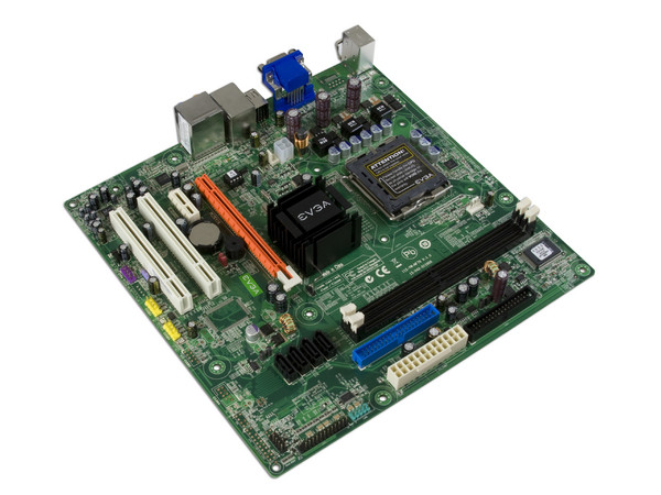 T. Madre EVGA 112-CK-NF70-TR, ChipSet nForce 7050/610i,
Soporta: Cel.400, DualCore/2 Duo, Quad, 1066/800MHz,
Memoria: DDR2 533/667Mhz, 2 Bancos,
Integrado: Video GeForce7050, Audio, Red 10/100,
Diseño: MicroATX, Ptos: 1xPCEx16, 1xPCEx1, 2xPCI