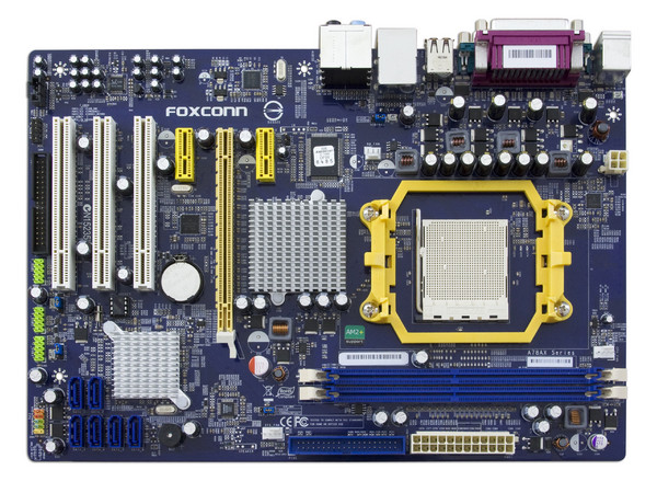 T. Madre Foxconn A78AX-S, ChipSet AMD 770,
Soporta: Phenom, Athlon 64 X2, Socket AM2+,
Integrado: Audio HD, Red Realtek RTL8111B,
Memoria: 2x DDR2 1066Mhz, Max. 4GB, Diseño ATX,
Ptos: 1xPCIEX16, 2xPCIEX1, 3xPCI
