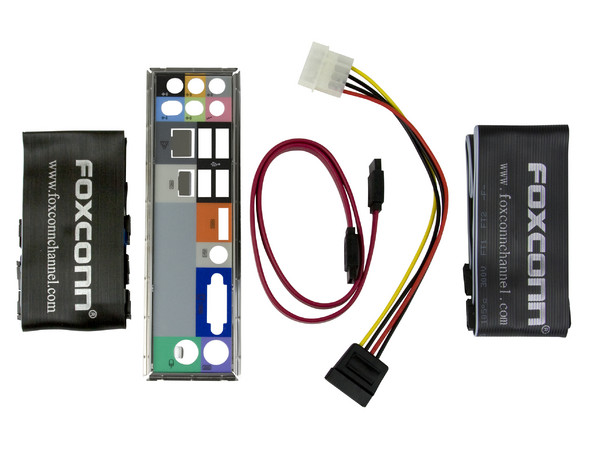 Tarjeta Madre Foxconn P45A-S, ChipSet Intel P45/ICH10R,
Soporta: Core 2 Quad, Core 2 Duo, 1066/1333/1600MHz,
Memoria: DDR2 1066MHz (OC), 4 Bancos, 16GBMax,
Integrado: Audio 7.1, Red, Diseño: ATX,
Puertos: 2xPCI-Ex16 2.0, 2xPCI-Ex1, 2xPCI