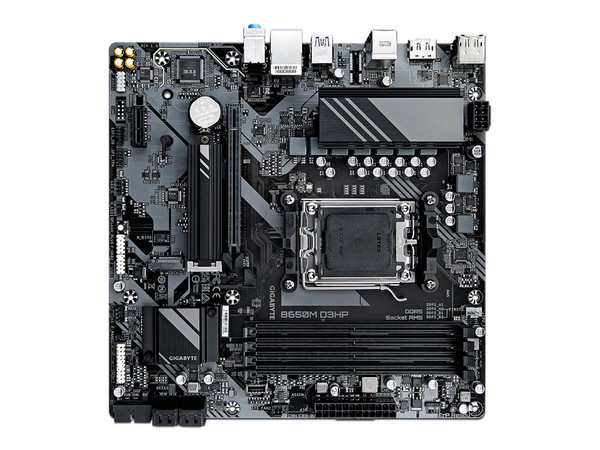 T. Madre Gigabyte B650M D3HP,
Chipset AMD B650,
Segmento: Alto,
Soporta: AMD Ryzen 7000 Series, Socket AM5,
Memoria: DDR5 7600/ 6400/ 5200 MHz, 192GB Max,
Audio HD, Red, USB 3.2, SATA 3.0,
Micro-ATX, Ptos: 1xPCIE4.0x16, 1xPCIE3.0x1.
