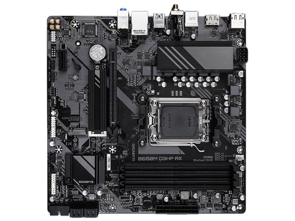 T. Madre GIGABYTE B650M D3HP AX, 
Chipset AMD B650,
Segmento: Alto,
Soporta: AMD Ryzen 7000 Series, Socket AM5,
RAM: DDR5 8000/7800/ 7600, 256GB Max,
Audio HD, Red, USB 3.2, SATA 3.0,
MicroATX, Ptos: 1xPCIE4.0x16, 1xPCIE3.0x1.