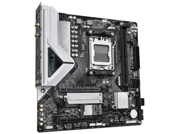 T. Madre Gigabyte B840M EAGLE WIFI6:
Chipset AMD B840,
Segmento: Alto,
Soporta: Procesadores AMD Serie 9000, 8000 y 7000, Socket AM5,
Memoria: DDR5 7600/5600/4800MHz, 128GB Max, 
Integrado: Wi-Fi, USB, M.2, 
Micro-ATX, Ptos: 1xPCIE4.0x16.