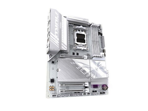 T.Madre Gigabyte AORUS ELITE WIFI7 ICE: Chipset AMD B850, 
Soporta: Procesadores AMD Ryzen de 8va y 9na Generación, AM5, 
Memoria DDR5 7800/6200/4800 MHz, 128GB Max, 
Integrado: Audio HD, Red, Wi-Fi 7, SATA 3.0, 
ATX, Ptos: 1xPCIE5.0x16.