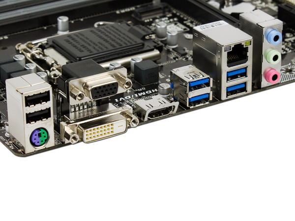T. Madre Gigabyte GA-B150M-DS3H DDR3, ChipSet Intel B150, 
Soporta: Intel Core i7/Core i5/Core i3/Pentium/Celeron de Socket 1151, 
Memoria: DDR3 1866(OC)/1600/1333 MHz, 32GB Max,
SATA 3.0, USB 3.0,
Integrado: Audio HD, Red Gigabit, 
Micro-ATX.