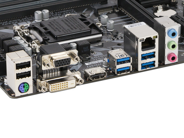 T. Madre Gigabyte GA-B360M-DS3H, Chipset Intel B360,
Soporta: Intel Core i7 / i5 / i3 de 8va Gen., Socket 1151,
Memoria: DDR4 2666/2400/2133 MHz, 64GB Max,
Integrado: Audio HD, Red,
USB 3.1 y SATA 3.0,
Micro-ATX, Ptos: 1xPCIEx16, 1xPCIEx4, 1PCIEx1.