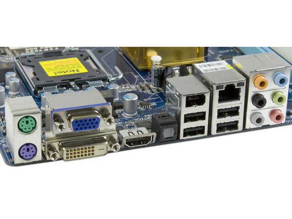 T. Madre GIGABYTE GA-EG41MF-S2H, ChipSet Intel G41,
Soporta: Core 2 Quad, Core 2 Duo, 800/1066/1333MHz,
Integrado: Audio HD, Red, Video Intel GMA X4500,
Memoria: DDR2 800/667, 4 Bancos, 8GB Max,
MicroATX, Ptos: 1xPCEx16, 1xPCEx1, 2xPCI