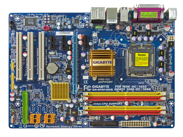 T. Madre Gigabyte GA-EP35-DS3L, ChipSet Intel P35Ex,
Soporta: Cel.400, DualCore/2Duo/Quad, 1066/1333MHz,
Memoria: DDR2 1066/800/Mhz, 4 Bancos, 8GB Max,
Integrado: Audio 7.1, Red 10/100/1000,
Diseño: ATX, Ptos: 1xPCEx16, 3xPCEx1, 3xPCI