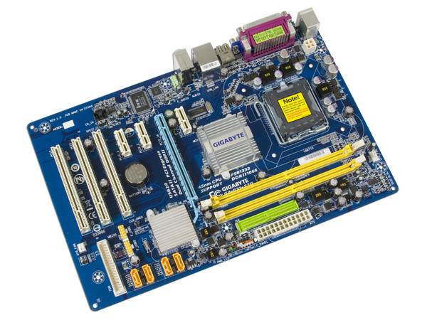 T. Madre Gigabyte GA-G31-S3G, ChipSet Intel G31 Exp.,
Soporta: Core 2 Quad, Core 2 Duo, 800/1066/1333MHz,
Integrado: Audio HD, Red, Video Intel,
Memoria: DDR2 800/1066, 2 Bancos, 4GB Max,
Diseño: ATX, Ptos: 1xPCEx16, 3xPCEx1, 3xPCI