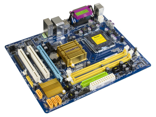 T. Madre GIGABYTE G31M-S2C, ChipSet Intel G31Exp,
Soporta: Core 2 Quad, Core 2 Duo, 800/1066/1333MHz,
Integrado: Audio HD, Red, Video Intel GMA 3100,
Memoria: DDR2 800/667, 2 Bancos, 4GB Max,
Diseño: MicroATX, Ptos: 1xPCEx16, 1xPCEx1, 2 PCI