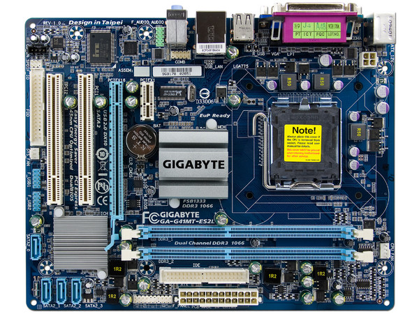T. Madre GIGABYTE G41MT-ES2L, ChipSet Intel G41,
Soporta: Core 2 Quad, Core 2 Duo, 1333/1066MHz,
Integrado: Audio HD, Red, Video Intel GMA X4500,
Memoria: DDR3 1333(OC)/1066, 2 Bancos, 4GB Max,
Diseño: MicroATX, Ptos: 1xPCEx16, 1xPCEx1, 2xPCI
