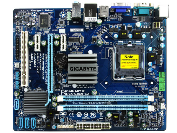 T. Madre Gigabyte G41MT-S2, ChipSet Intel G41,
Soporta: Core 2 Quad, Core 2 Duo,
Integrado: Audio HD, Red, Video Intel GMA X4500,
Memoria: DDR3 1333(O.C.)1066/800, 8GB Max,
Diseño: MicroATX, Ptos: 1xPCIEx16, 2xPCIEx1, 1xPCI