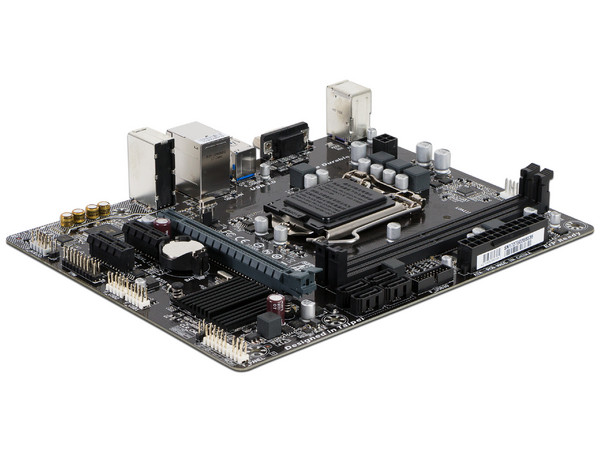 T. Madre Gigabyte GA-H110M-S2, ChipSet Intel H110,
Soporta: Intel Core i7/Core i5/Core i3/Pentium/Celeron de Socket 1151,
Memoria: DDR4 2133 MHz, 32GB Max,
SATA 3.0, USB 3.0,
Integrado: Audio HD, Red Gigabit,
Micro-ATX.
