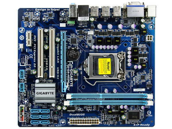 T. Madre Gigabyte GA-H55M-S2V, ChipSet Intel H55 Exp.,
Soporta: Core i7, Core i5 y Core i3 de Socket 1156,
Memoria: DDR3 1600(O.C.)/1333/1066MHz, 16GB Max,
mATX, Ptos: 1xPCEx16, 1xPCIx1, 2xPCI  