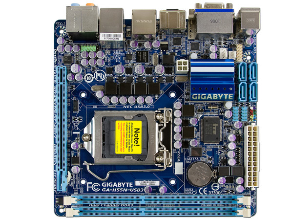 T. Madre Gigabyte Mini-ITX GA-H55N-USB3,
Soporta: Core i7, Core i5 y Core i3 de Socket 1156,
USB 3.0, Memoria: DDR3 1666+/1333/1066MHz, 8GB Max,
Ptos: 1xPCEx16