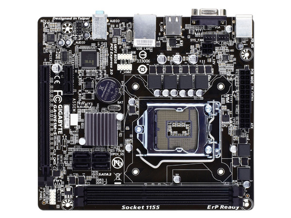 T. Madre Gigabyte H61M-S, ChipSet Intel H61 Exp.,
Soporta: Core i7/ i5/ i3/ Pentium/ Celeron de Socket 1155,
Memoria: DDR3 1333/ 1066/ 800 MHz,
Integrado: Audio HD, Red 10/100/1000,
Mini ATX, Ptos: 1xPCIEx16, 2xPCIEx1.